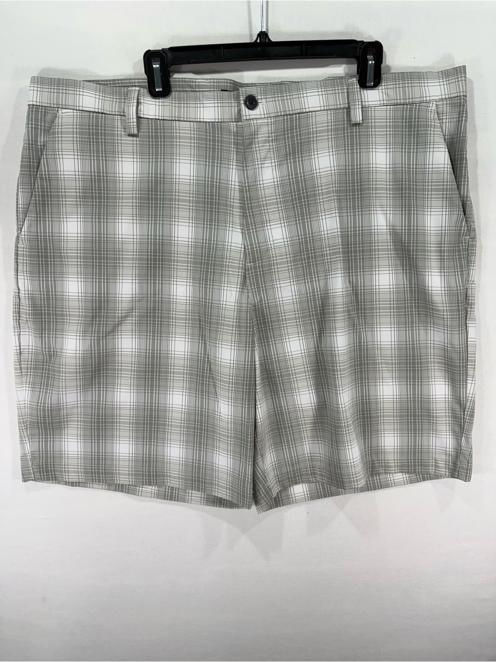 Chaps Golf 78 Plaid Performance Shorts Plaid Golf Shorts Gray & White Waist 42